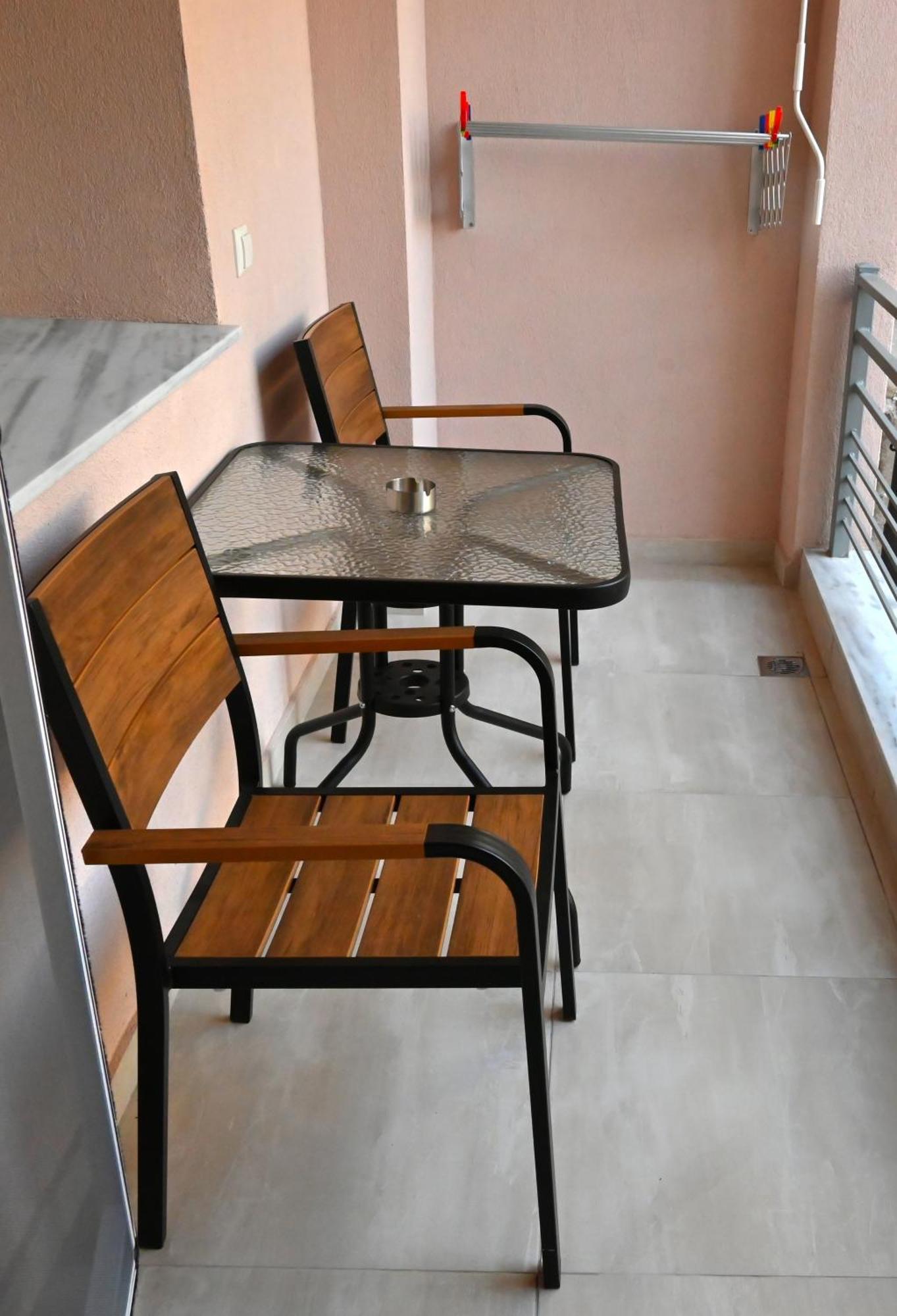 Mouson Luxury With Free Private Parking Apartment *