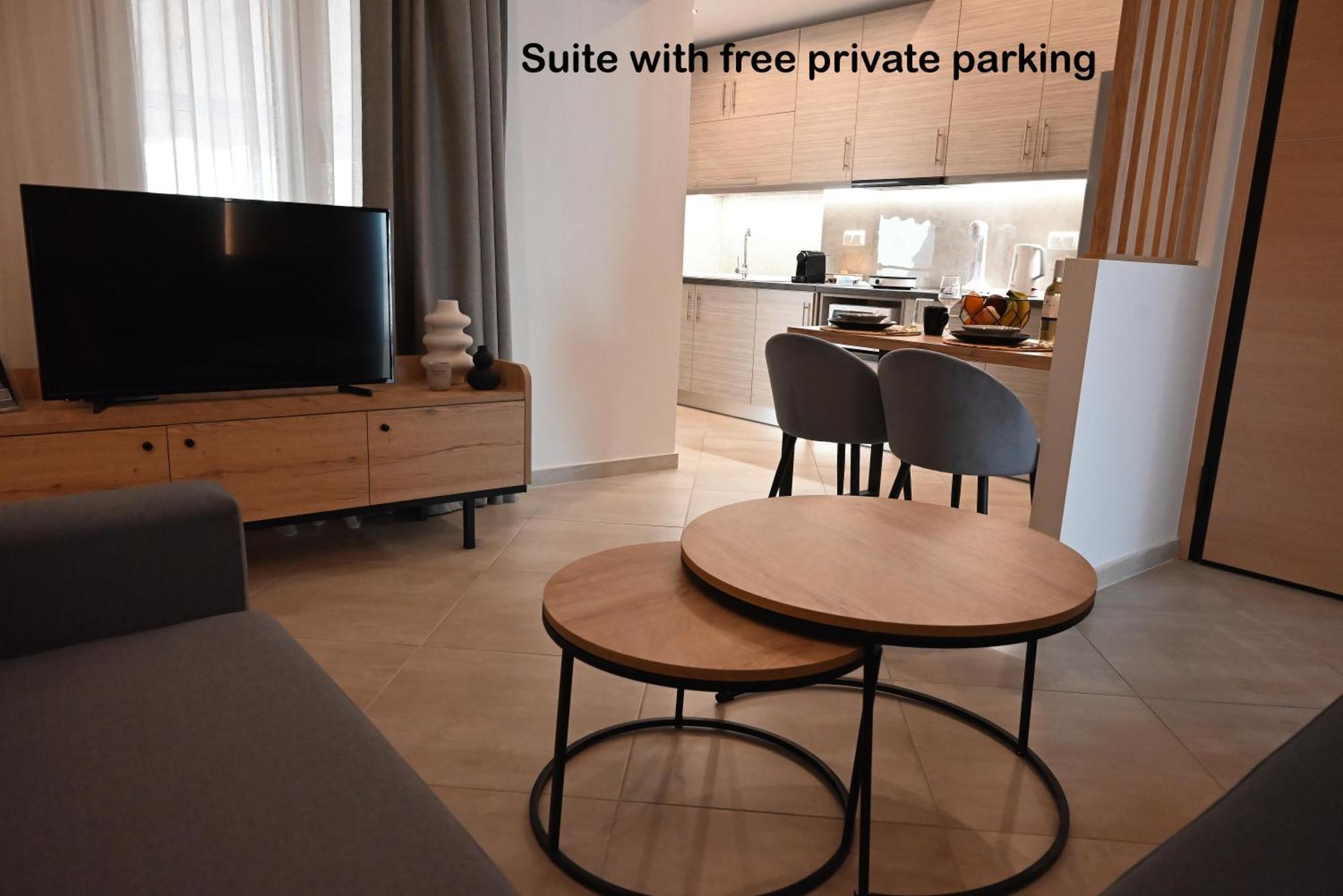Mouson Luxury With Free Private Parking Apartment Kavala